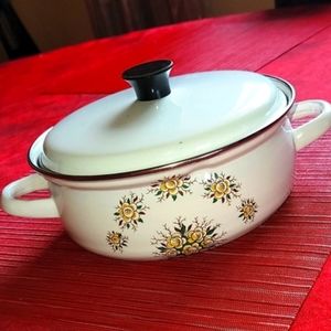 Enamel Cooking Pot Vintage